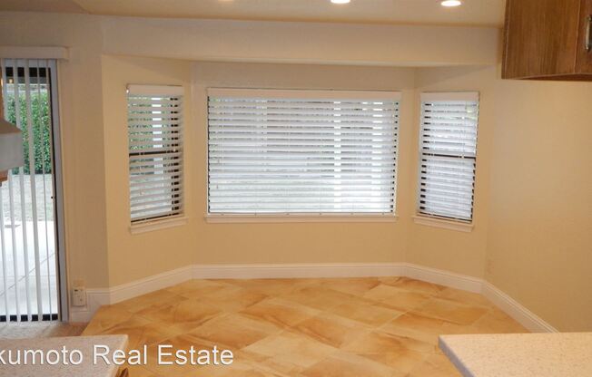 7508 Desertwind Way