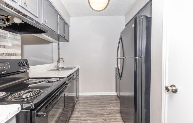 1 bed, 1 bath, 860 sqft, $1,060