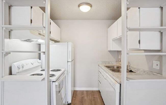 1 bed, 1 bath, 545 sqft, $925, Unit Unit 25