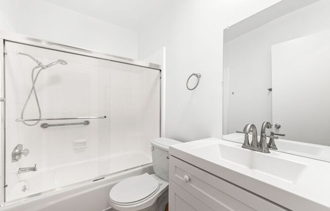 1 bed, 1 bath, 690 sqft, $2,150, Unit 111