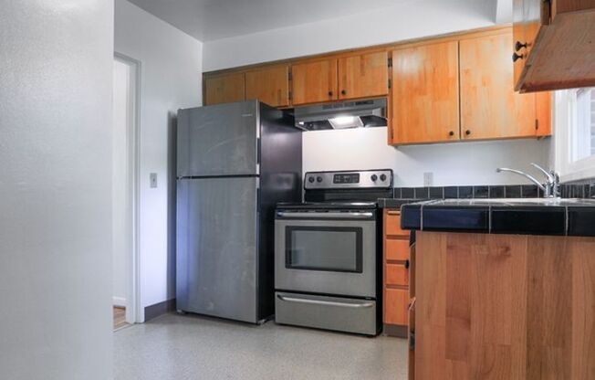 1 bed, 1 bath, $1,700, Unit 085