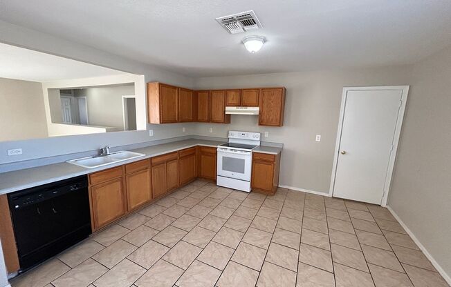 4 Bed / 2 Bath Single Level El Mirage Home with NO HOA, No Carpet & ALL NEW PAINT!!