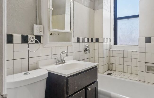 2 beds, 1 bath, 800 sqft, $1,095, Unit 401