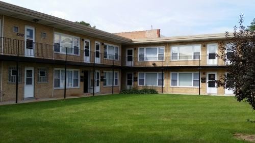 4329 W. 95th St.