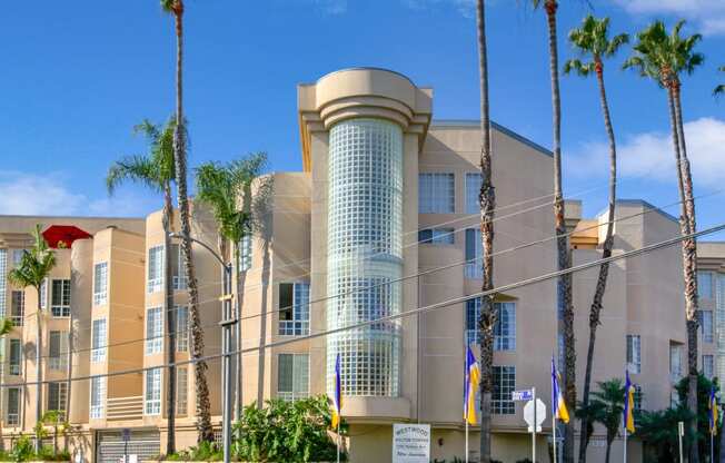 Apartment Building in Los Angeles