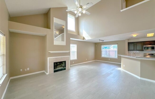 1106 ANDOVER DR