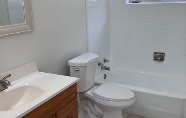 2 beds, 1 bath, $1,550