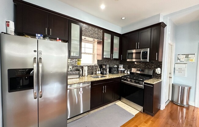495 E 3 ST