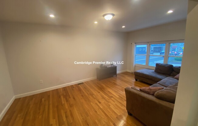 1 BERWICK RD