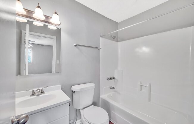 Classic Bathroom at Summit Avondale, Avondale Estates, GA, 30002