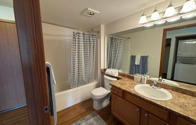 Studio, 1 bath, 409 sqft, $1,525, Unit B305