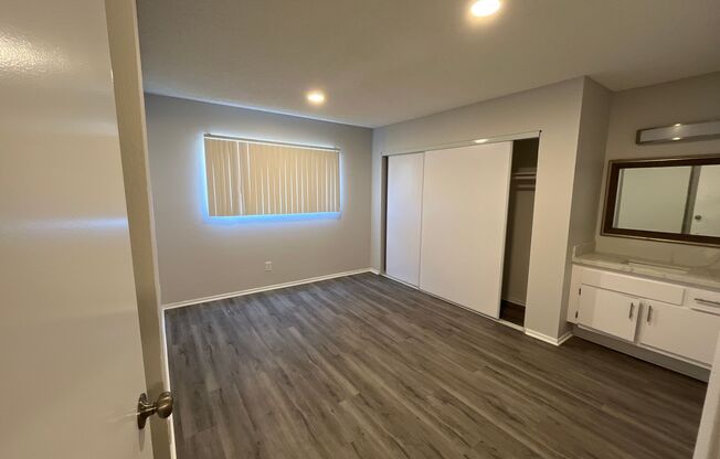 2 beds, 2 baths, 1,100 sqft, $1,998, Unit 216