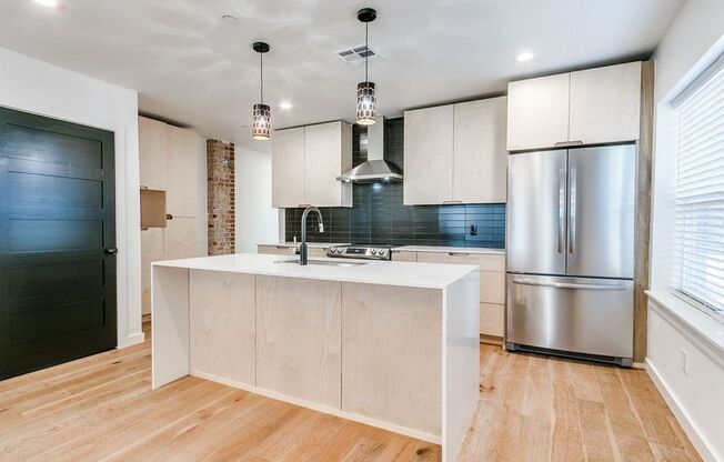 1 bed, 1 bath, 925 sqft, $1,500, Unit 1