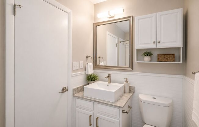 2 beds, 2 baths, 1,250 sqft, $2,110, Unit 7-PH3