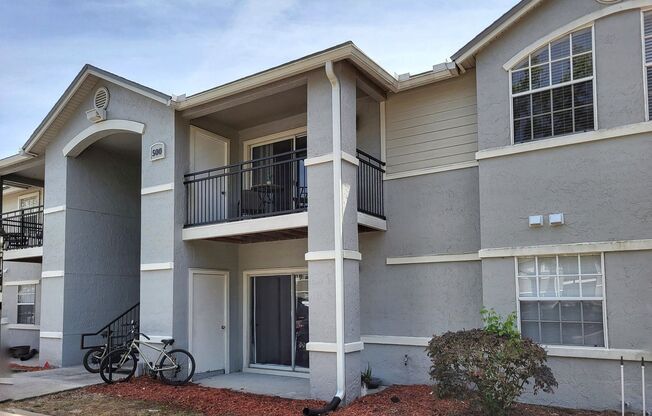 3 beds, 3 baths, $1,700, Unit Unit 527