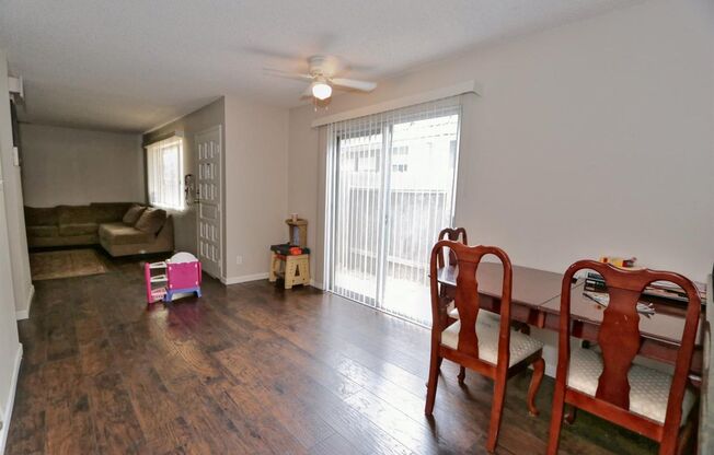 2 beds, 1 bath, $1,995