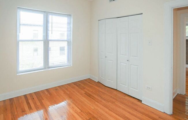 2 beds, 1 bath, 725 sqft, $2,795, Unit 859-3N
