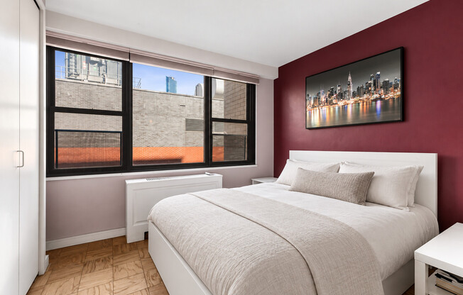 7 E 14th St