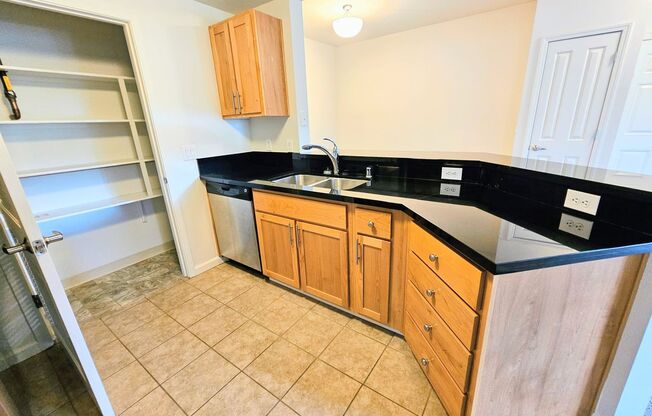 2 beds, 2 baths, $1,800, Unit UNIT 1126