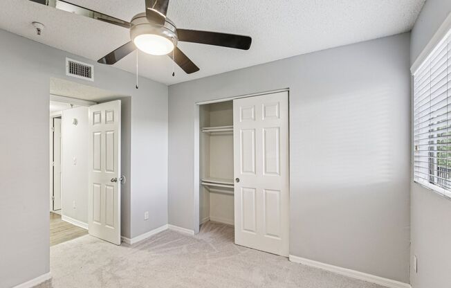 2 beds, 1.5 baths, 850 sqft, $1,600