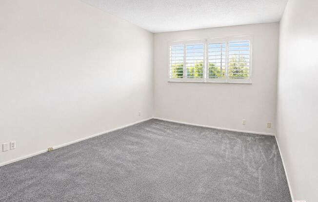 3320 GRIFFITH PARK BLVD