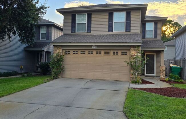 3 beds, 2.5 baths, $2,350