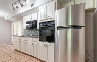 808 CHATEAU VALEE CIR