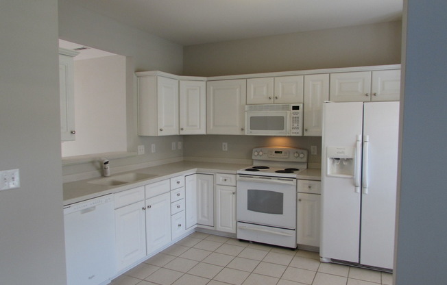 2 beds, 2.5 baths, $2,400