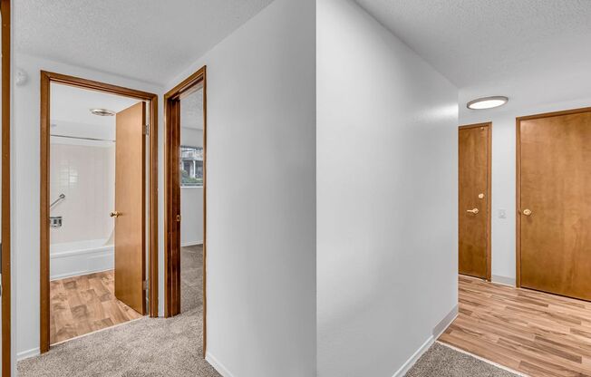 2 beds, 2 baths, 1,220 sqft, $2,300, Unit 1513