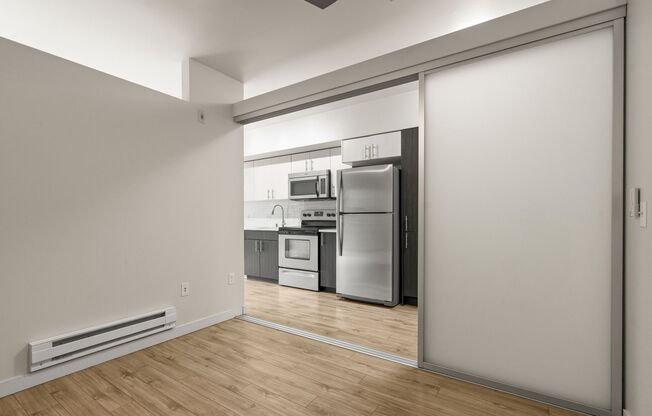 1 bed, 1 bath, 483 sqft, $1,695, Unit 227