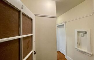 1 bed, 1 bath, $2,995, Unit 08