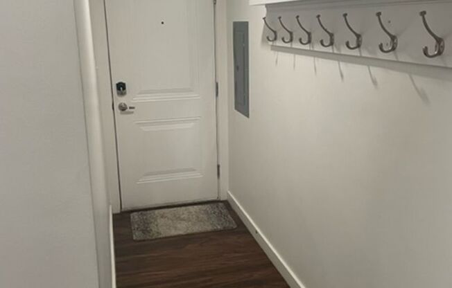 1 bed, 1 bath, 478 sqft, $1,710, Unit 401