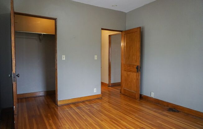 1 bed, 1 bath, 650 sqft, $850, Unit 1741 K St-C3