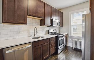 James by The Lakes | 2901 James Ave. S. - 2 Bedrooms Available!