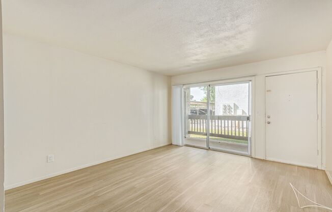 2 beds, 2 baths, 950 sqft, $1,350, Unit 118