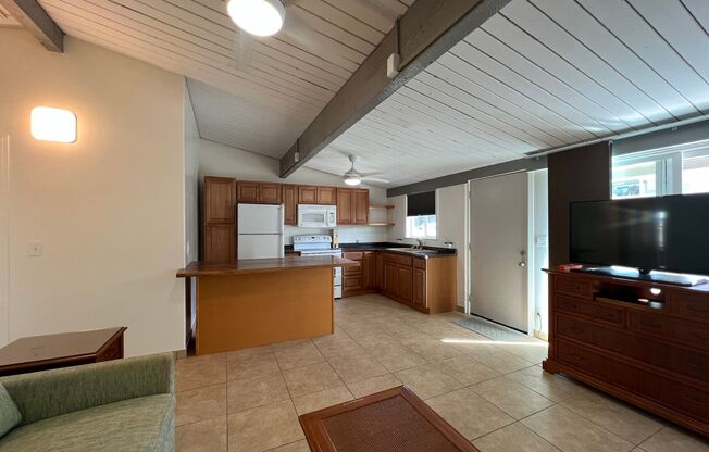 For Rent - 68-190 Au St. #B Waialua, HI 96791