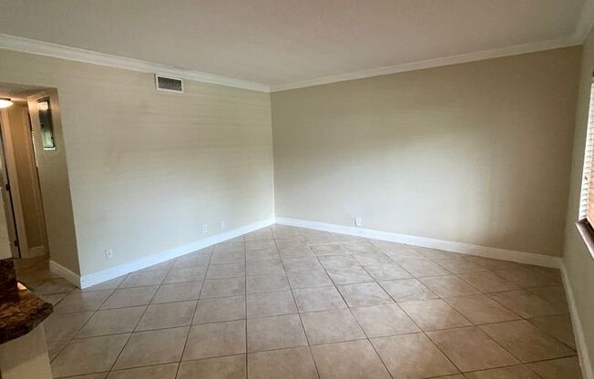 2 BED 1 BATH | BOUTIQUE BLDG | FT. LAUDERDALE