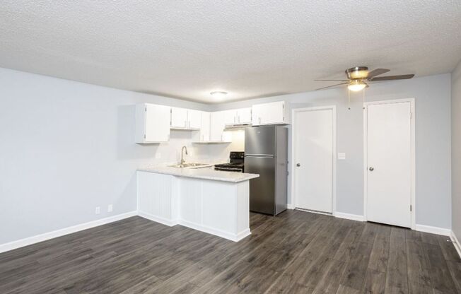 1 bed, 1 bath, 550 sqft, $725