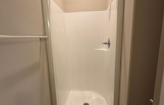 2 beds, 2 baths, 929 sqft, $1,025, Unit 1720-B03