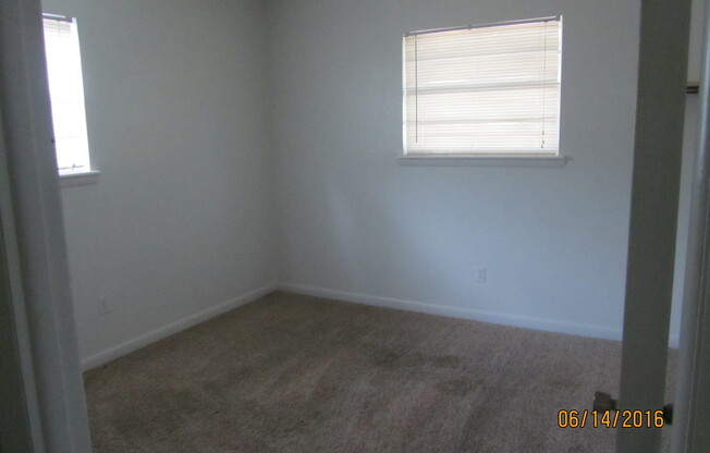 4 beds, 1 bath, $1,450