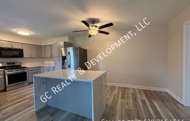 280 PADDOCK CIR