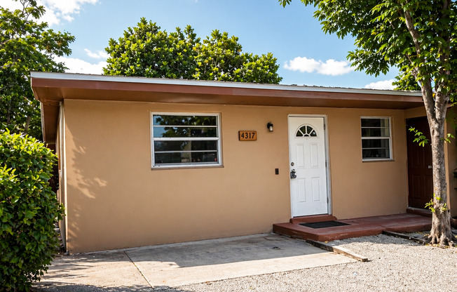 4315 - 4317 Cocoanut Road