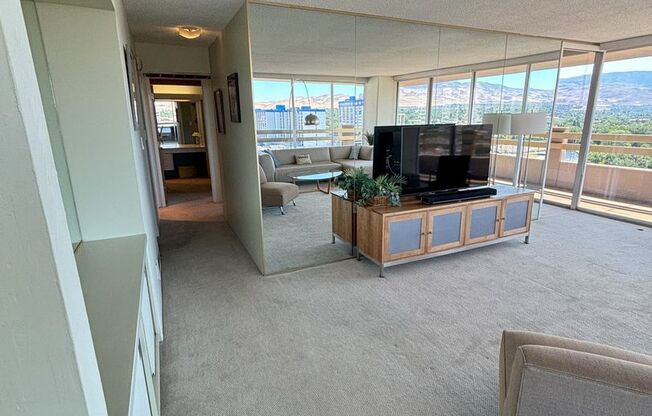 2 beds, 2 baths, $2,650, Unit UNIT 10J