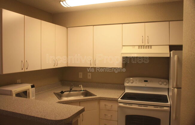 5016 PARK CENTRAL DR