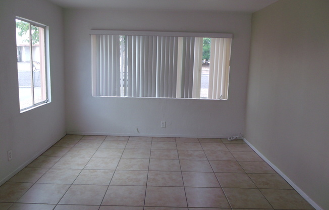 2 beds, 1 bath, $1,425