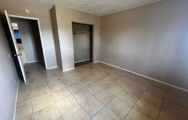 2 beds, 1 bath, 1,000 sqft, $1,100, Unit 61776 Desert Air Rd.