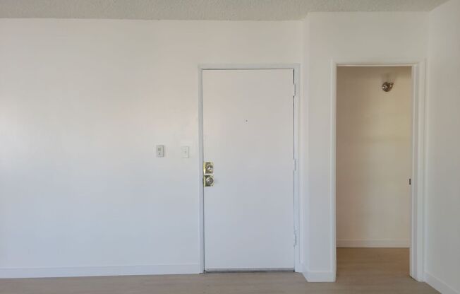 1 bed, 1 bath, 750 sqft, $1,995, Unit Unit 6