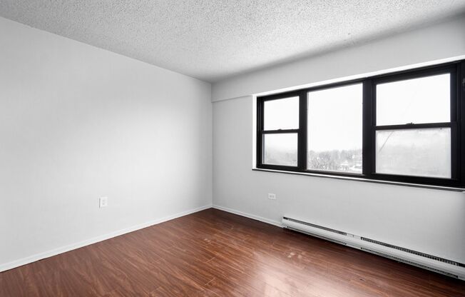 2 beds, 1 bath, 800 sqft, $949, Unit Apt. 505