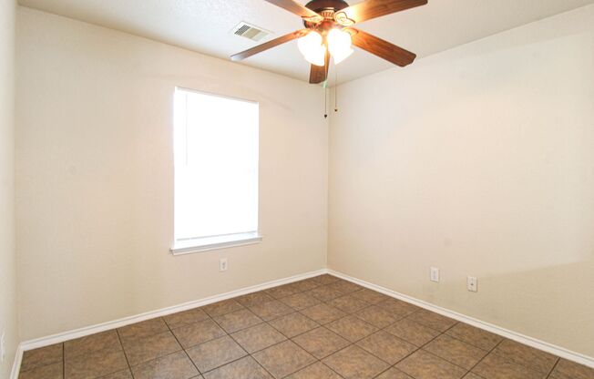 6515 Rosewood Crest