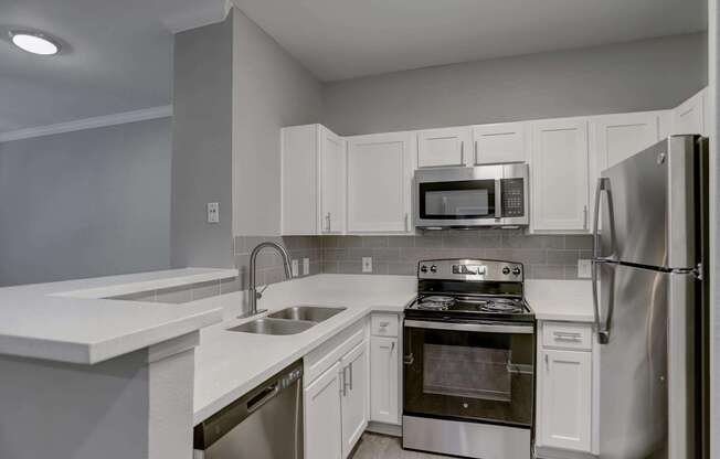 1 bed, 1 bath, 729 sqft, $1,218